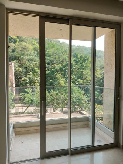 Hiranandani Castle Rock Main Image 1