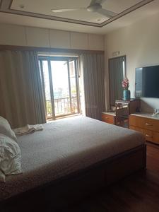 Bedroom Image of 1860 Sq.ft 3.5 BHK Apartment / Flat for sale in Riya Palace, Andheri West Mumbai for Rs. 60000000