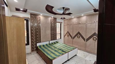 Bedroom Image of 1150 Sq.ft 3 BHK Builder Floor for sale in Paschim Vihar New Delhi for Rs. 21000000