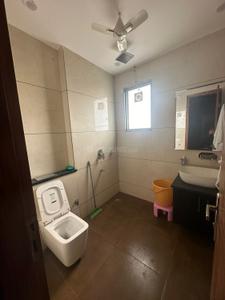 Bathroom Image of 2000 Sq.ft 3 BHK Builder Floor for rent in DLF Phase 3 Gurgaon for Rs. 85000