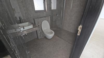 Bedroom Image of 2200 Sq.ft 4 BHK Apartment / Flat for sale in Oberoi Eternia Towers A to D, Mulund West Mumbai for Rs. 80000000