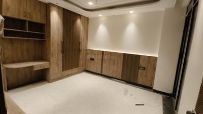 Bedroom Image of 2000 Sq.ft 4 BHK Builder Floor for sale in Kaushambi Ghaziabad for Rs. 22000000