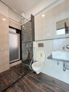 Bathroom Image of 900 Sq.ft 2 BHK Apartment / Flat for sale in Shreeji Atlantis , Malad West Mumbai for Rs. 22500000