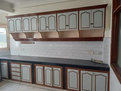 Kitchen Image of 1500 Sq.ft 4 BHK Builder Floor for rent in Panchsheel Park New Delhi for Rs. 180000