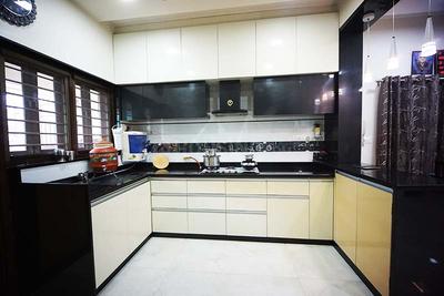 Kitchen Image of 2817 Sq.ft 4 BHK Independent House for sale in Kasindra Ahmedabad for Rs. 16000000