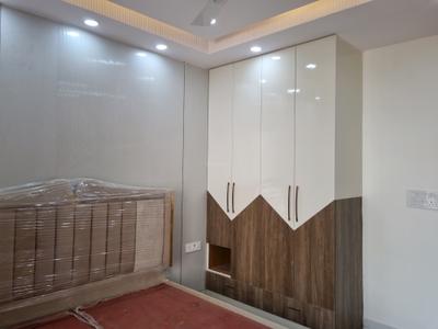Bedroom Image of 1000 Sq.ft 3 BHK Apartment / Flat for sale in Bharat Vihar New Delhi for Rs. 9000000