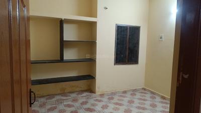 Bedroom Image of 800 Sq.ft 2 BHK Independent House for rent in Manapakkam Chennai for Rs. 17000