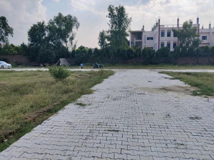 Dasna Main Image 1