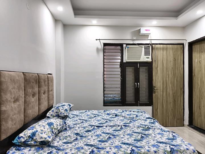 Avenue 69 Bedroom One 1