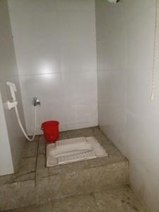 Common Bathroom Image of 1100 Sq.ft 2 BHK Apartment / Flat for sale in Keystone Elita, Kharghar Navi Mumbai for Rs. 16000000