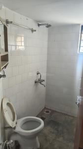 Bathroom Image of 1200 Sq.ft 2 BHK Apartment / Flat for rent in Gandhi Nagar Nagpur for Rs. 20000