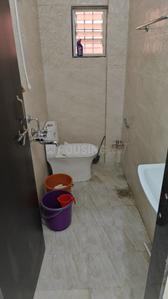 Bathroom Image of 340 Sq.ft 1 RK Independent House for rent in Kondhwa Budruk Pune for Rs. 6000