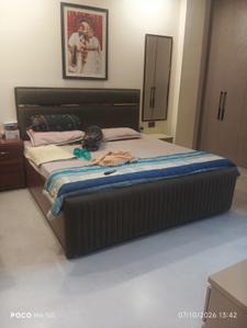 Bedroom Image of 1150 Sq.ft 3 BHK Builder Floor for rent in Green Park New Delhi for Rs. 90000