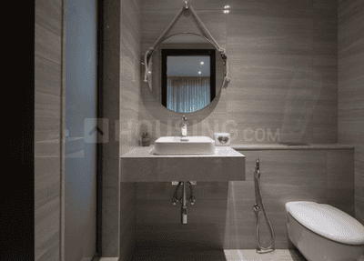 Bathroom Image of 2050 Sq.ft 3 BHK Apartment / Flat for sale in Oberoi Esquire, Goregaon East Mumbai for Rs. 78500000