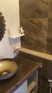 Bathroom Image of 850 Sq.ft 2 BHK Apartment / Flat for sale in Nahar Cayenne, Powai Mumbai for Rs. 23500000
