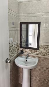 Bathroom Image of 650 Sq.ft 1 BHK Builder Floor for rent in Muneshwara Nagar Bengaluru for Rs. 25001
