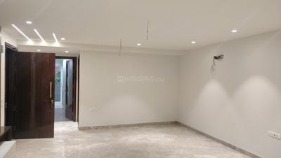 Bedroom Image of 1700 Sq.ft 3 BHK Builder Floor for sale in Shalimar Bagh New Delhi for Rs. 46500000
