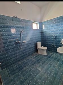 Bathroom Image of 1500 Sq.ft 2 BHK Builder Floor for rent in Gandhi Nagar Dehri On Sone for Rs. 9000