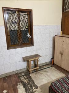 Bedroom Image of Reet PG in Vishnu Garden, New Delhi