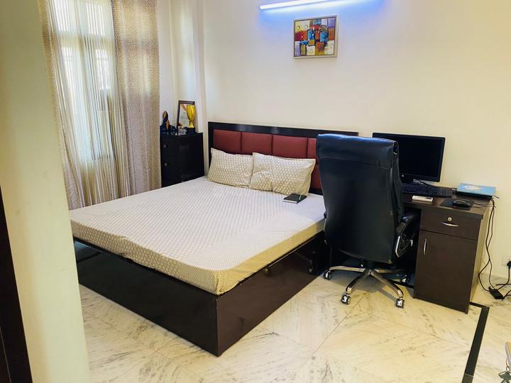 Hilansh Apartment Sector 10 Dwarka Delhi Bedroom 1