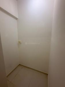 Kitchen Image of 900 Sq.ft 2 BHK Apartment / Flat for rent in Lodha Amara, Kolshet Thane for Rs. 39000