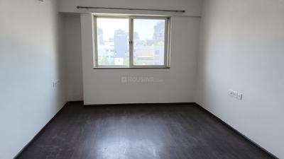 Bedroom Image of 1115 Sq.ft 2 BHK Apartment / Flat for sale in Vascon Ela, Hadapsar Pune for Rs. 9900000