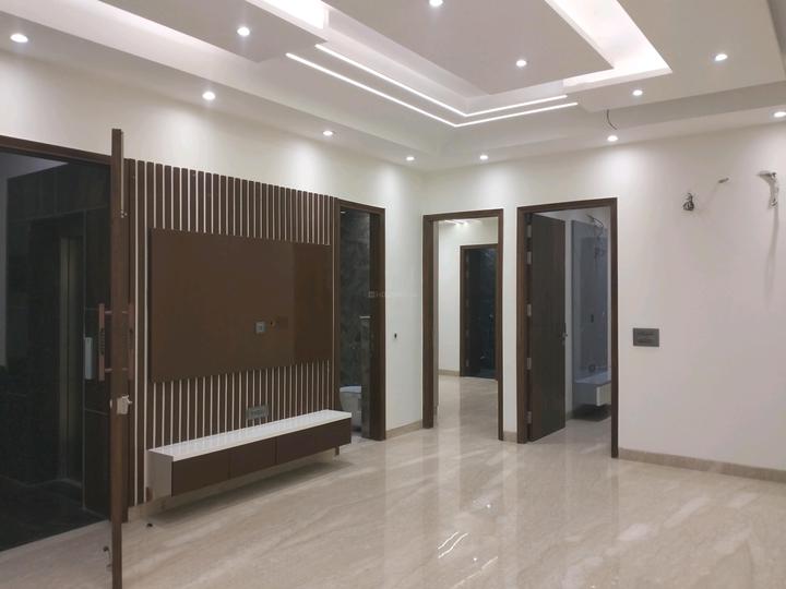 Mukherjee Nagar Main Image 1