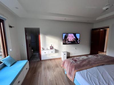 Bedroom Image of 1700 Sq.ft 3 BHK Apartment / Flat for rent in DDA Sector Pocket B C, Vasant Kunj New Delhi for Rs. 100000