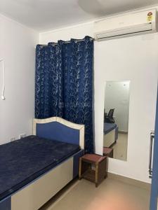 Bedroom Image of 2100 Sq.ft 3 BHK Builder Floor for rent in Orchid Island, Sector 51 Gurgaon for Rs. 56000