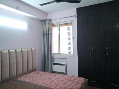 Bedroom Image of 960 Sq.ft 2 BHK Apartment / Flat for rent in Jaypee Kosmos, Sector 134 Noida for Rs. 34000