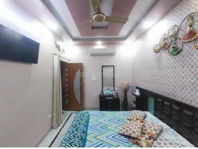 Bedroom Image of 1150 Sq.ft 3 BHK Apartment / Flat for sale in Mayur Vihar II New Delhi for Rs. 17500000