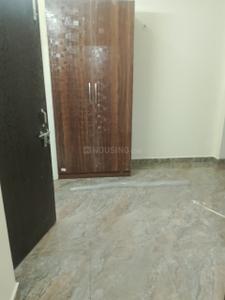 Bedroom Image of 600 Sq.ft 1 BHK Builder Floor for rent in Sector 63 A Noida for Rs. 16000