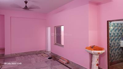 Bedroom Image of 1250 Sq.ft 3 BHK Apartment / Flat for rent in Keshtopur Kolkata for Rs. 18500