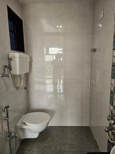 Bathroom Image of 750 Sq.ft 2 BHK Apartment / Flat for sale in Nalasopara West Nala Sopara for Rs. 6000000