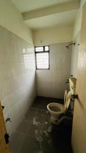 Bathroom Image of 712 Sq.ft 2 BHK Apartment / Flat for sale in Hiland Greens, Maheshtala Kolkata for Rs. 5000000