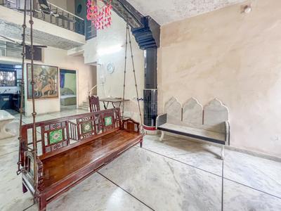 Living Room Image of 6500 Sq.ft 6 BHK Independent House for sale in Navapura Vadodara for Rs. 18500000