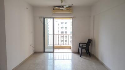 Living Room Image of 909 Sq.ft 2 BHK Apartment / Flat for rent in Lodha Casa Rio by Lodha Group, Palava Phase 1 Thane for Rs. 18000