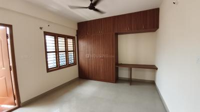 Bedroom Image of 1050 Sq.ft 2 BHK Builder Floor for rent in Mahadevapura Bengaluru for Rs. 45000