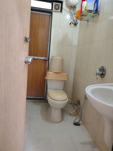 Common Bathroom Image of 1050 Sq.ft 2 BHK Apartment / Flat for sale in Simran Sapphire, Kharghar Navi Mumbai for Rs. 14000000