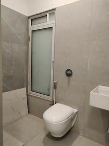 Common Bathroom Image of 650 Sq.ft 2 BHK Apartment / Flat for sale in Emerald Dotom Isle, Kandivali West Mumbai for Rs. 13400000