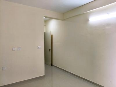 Living Room Image of 750 Sq.ft 3 BHK Apartment / Flat for sale in Pyramid Altia, Sector 70 Gurgaon for Rs. 9100000