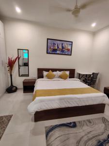 Bedroom Image of 650 Sq.ft 1 RK Builder Floor for rent in Sector 51 Gurgaon for Rs. 23000