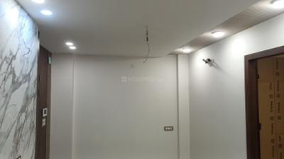 Living Room Image of 1000 Sq.ft 3 BHK Builder Floor for sale in Pitampura New Delhi for Rs. 9500000