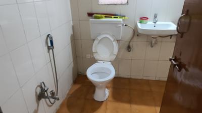 Bathroom Image of 1100 Sq.ft 2 BHK Apartment / Flat for rent in Dhanlaxmi Park, Kothrud Pune for Rs. 25000