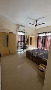 Bedroom Image of 900 Sq.ft 2 BHK Apartment / Flat for rent in Magarpatta Iris, Magarpatta City Pune for Rs. 40000