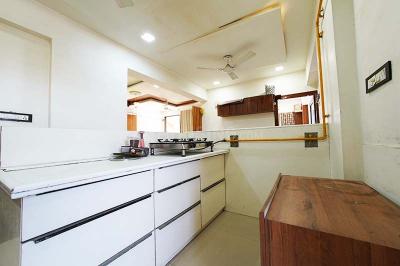 Kitchen Image of 1890 Sq.ft 3 BHK Apartment / Flat for sale in Popular Paradise, Gota Ahmedabad for Rs. 11600000