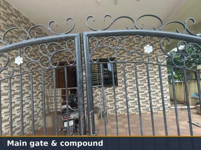 Image of 2400 Sq.ft 3 BHK Independent House for rent in Yalakki Shettar Colony, Dharwad for Rs. 20000