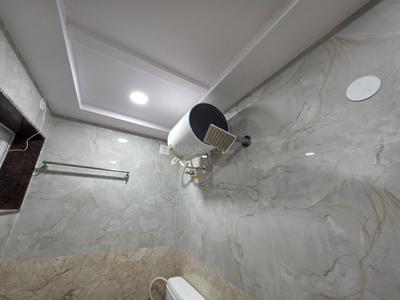 Bathroom Image of 750 Sq.ft 2 BHK Builder Floor for rent in JP Nagar Bengaluru for Rs. 25000