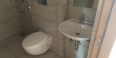 Image of 1000 Sq.ft 3 BHK Apartment / Flat for rent in Mahindra Nestalgia, Pimpri, Pune for Rs. 45000