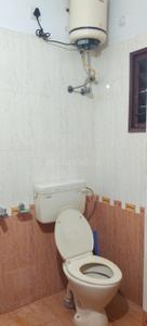 Bathroom Image of 1100 Sq.ft 2 BHK Apartment / Flat for rent in Jubilee Hills Hyderabad for Rs. 35001